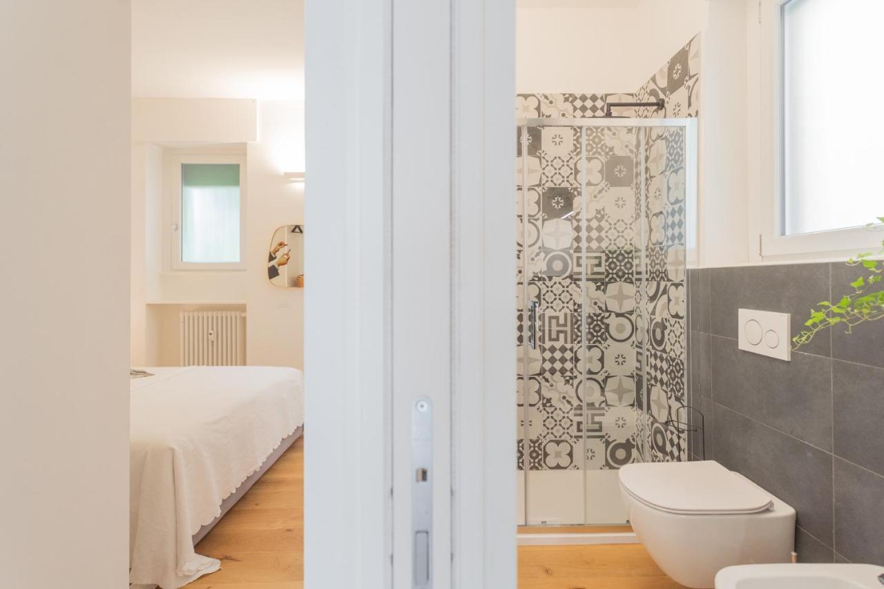 A Step From The Lake Apartment By Rent All Côme Esterno foto