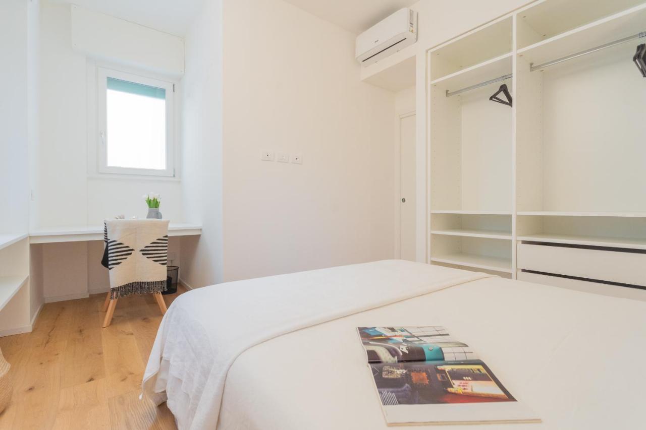 A Step From The Lake Apartment By Rent All Côme Esterno foto