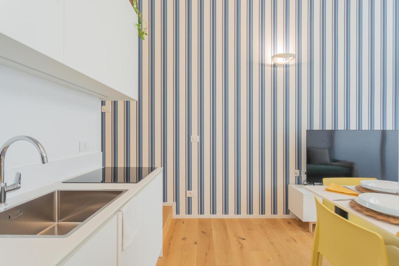 A Step From The Lake Apartment By Rent All Côme Esterno foto